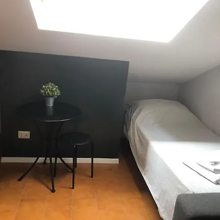 Appartement Dolcevita E Milaan
